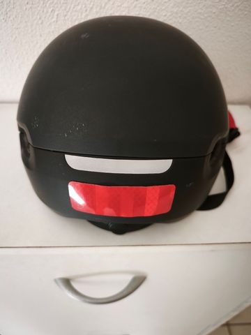 Used Xiaomi Casco Helmet 2025 bike — image 4 of 5