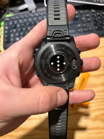 Garmin Fenix 8 AMOLED bike d'occasion — image 3 sur 4