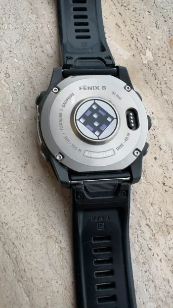 Used Premium Garmin Fenix 8 51mm bike — image 2 of 3
