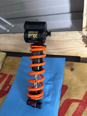 Fox DHX2 Air Shock 2026 Rear Suspension usato