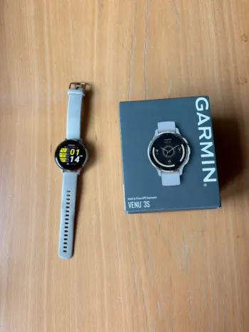 Garmin Venu 3S bike d'occasion