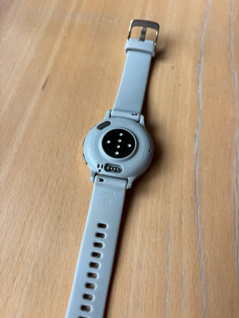 Garmin Venu 3S bike d'occasion — image 4 sur 5
