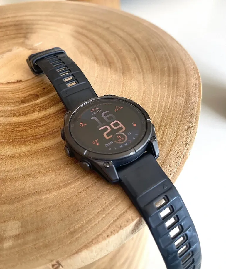 Garmin Fenix 8 47mm AMOLED Titanium Sapphire 2025 bike d'occasion — image 5 sur 5