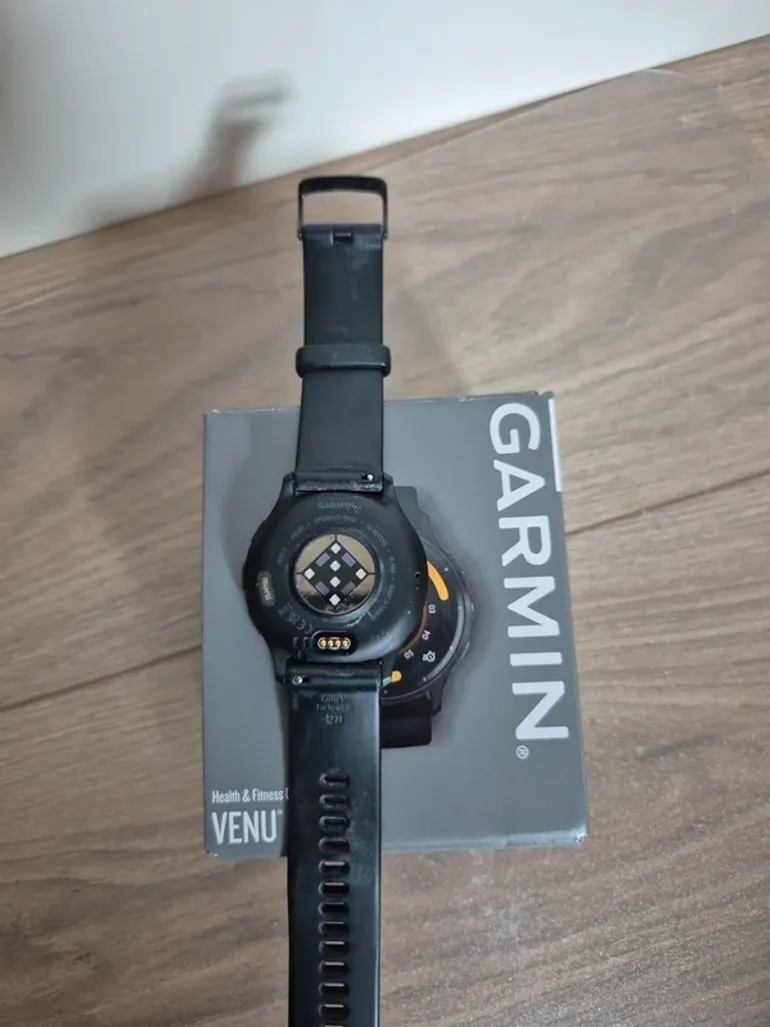 Garmin Venu 3 bike d'occasion — image 3 sur 5