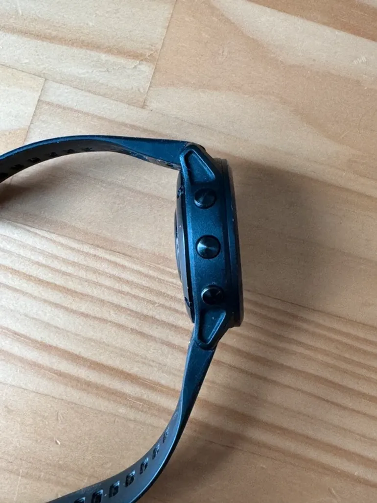 Used Garmin Fenix 6S Pro bike — image 5 of 6