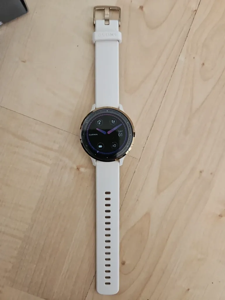 Garmin Venu 3S bike d'occasion — image 8 sur 8