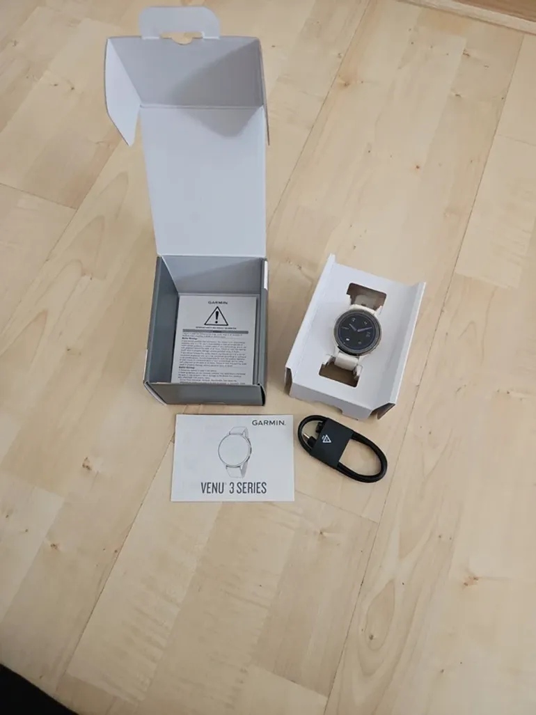 Garmin Venu 3S bike d'occasion — image 3 sur 8