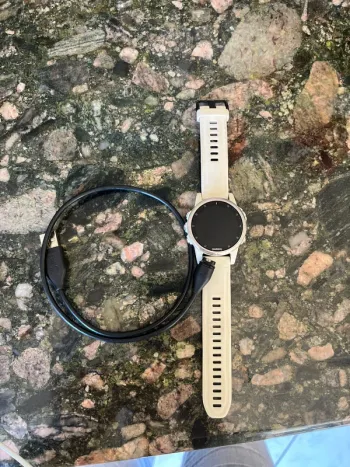 Used Garmin Fenix 5S Plus bike — image 2 of 3