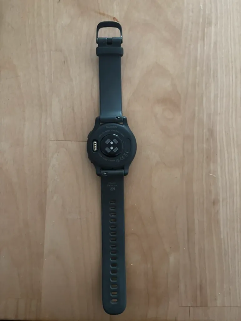 Garmin Venu 2s bike d'occasion — image 3 sur 3