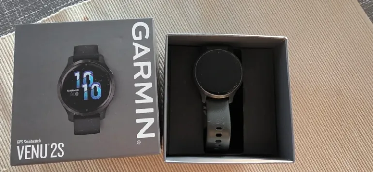 Garmin Venu 2S bike d'occasion — image 1 sur 3