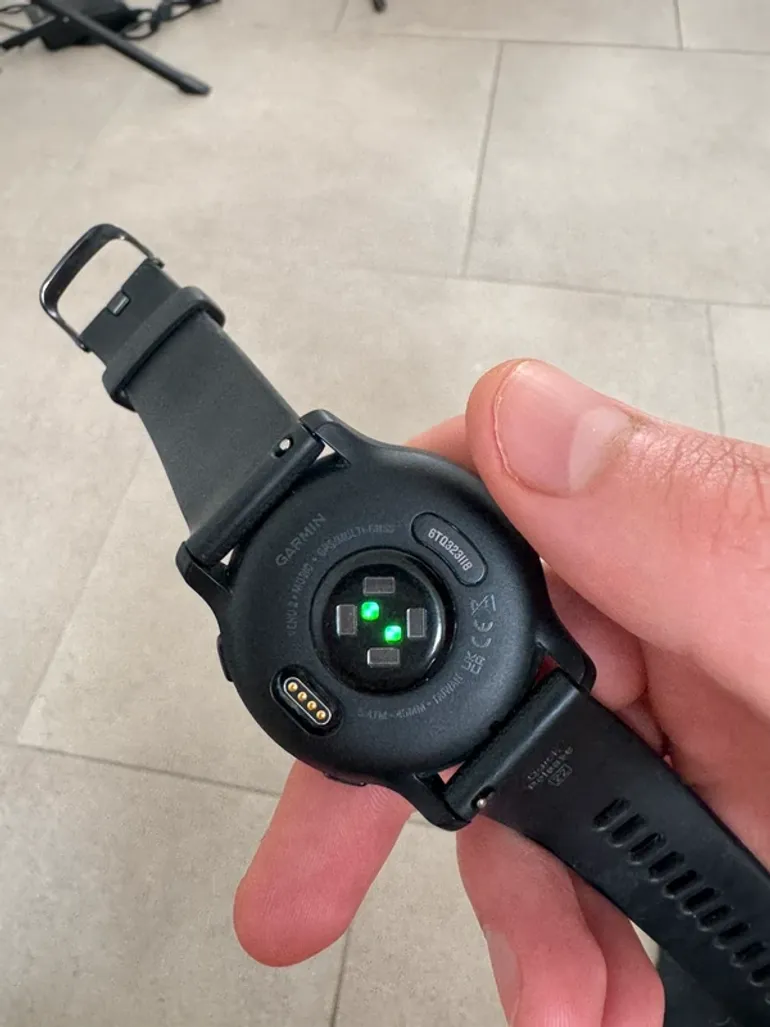Garmin Venu 2 bike d'occasion — image 4 sur 5