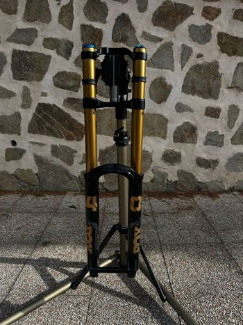 Used Fox 40 factory 2022 bike