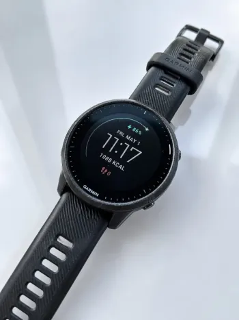 Used Garmin Forerunner 945 LTE bike — image 2 of 3