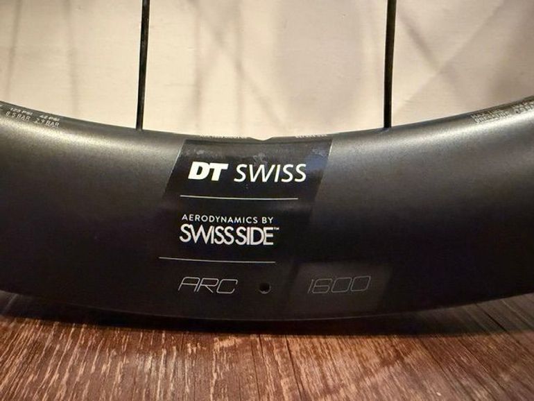 Used Dt Swiss ARC 1600 Dicut DB 50 Wheelset bike — image 6 of 11