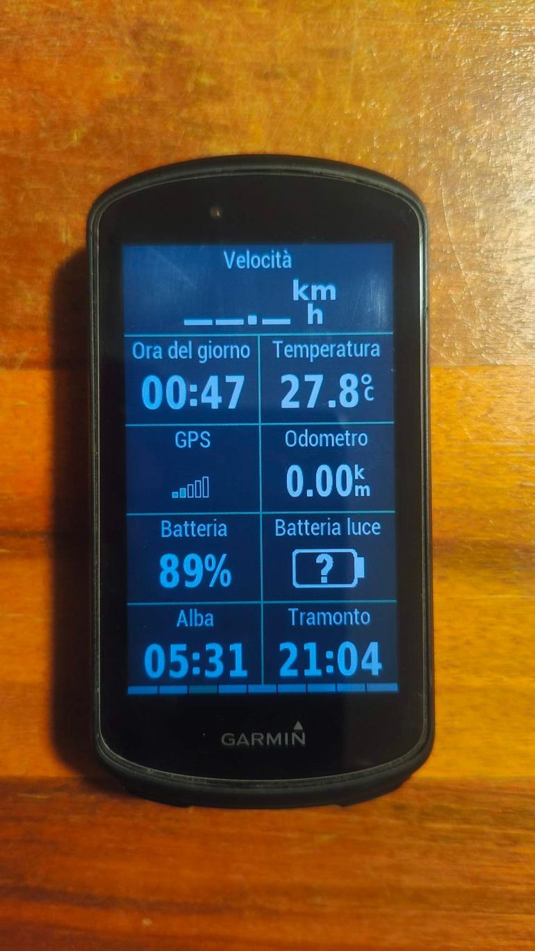 Used Garmin Edge 1030 GPS Bike Computer bike — image 4 of 13