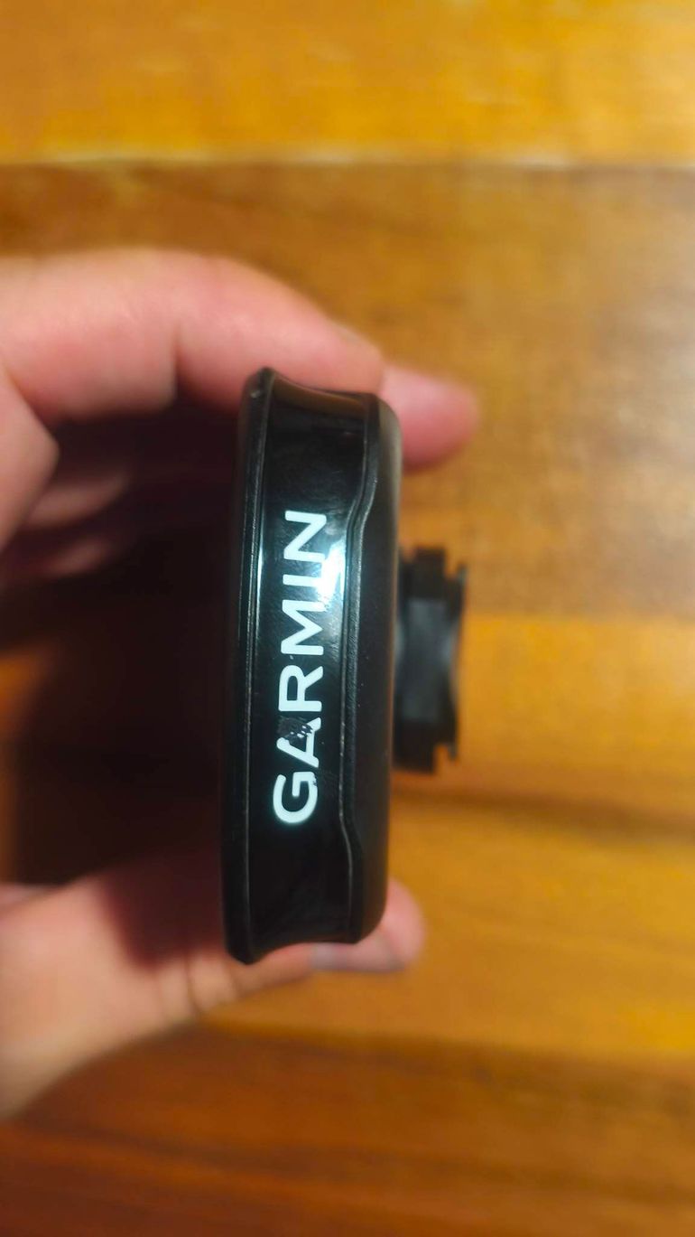 Used Garmin Edge 1030 GPS Bike Computer bike — image 12 of 13
