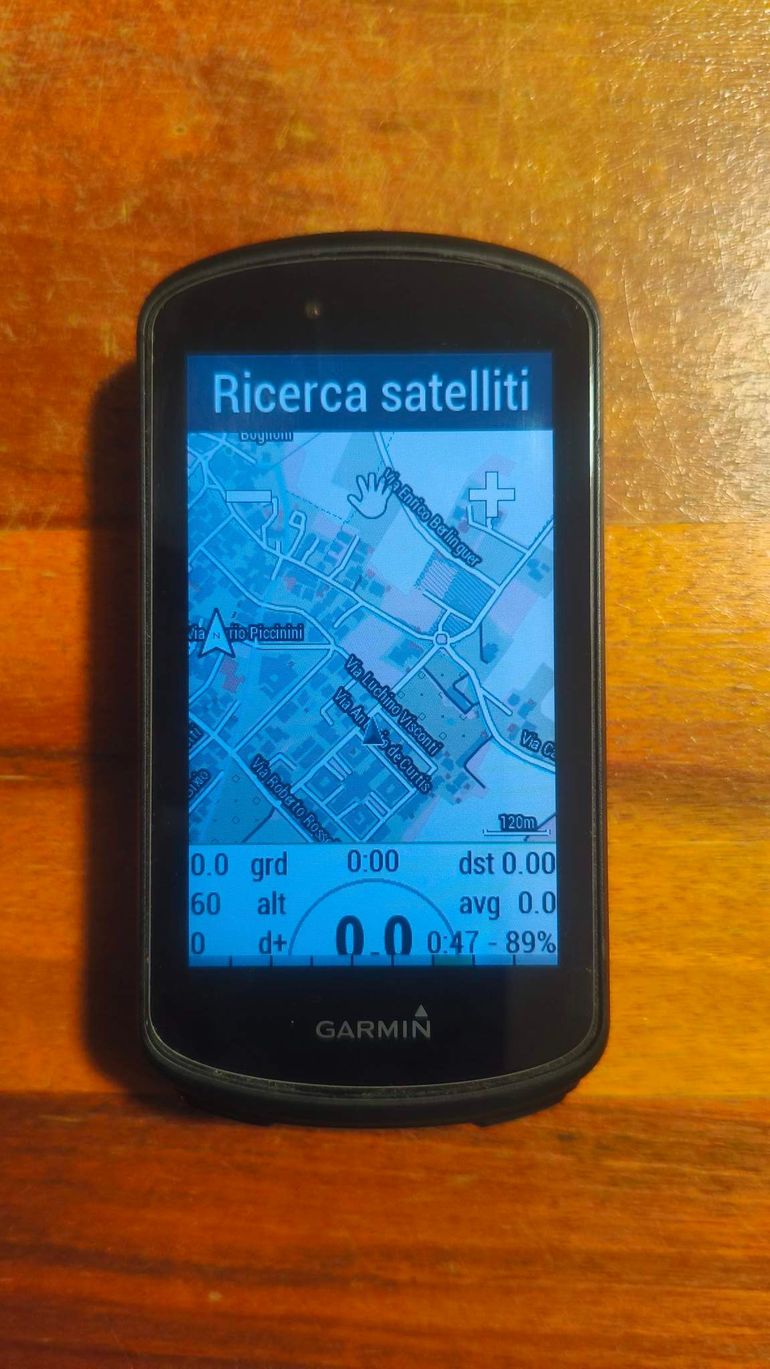 Used Garmin Edge 1030 GPS Bike Computer bike — image 8 of 13