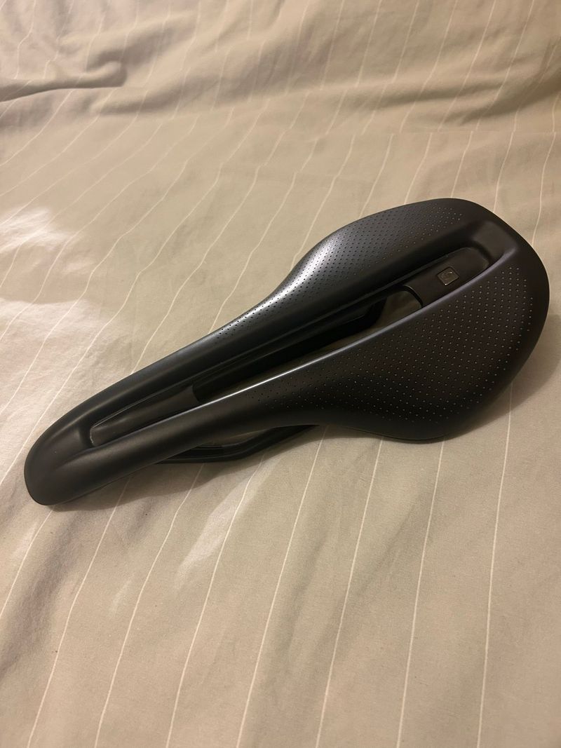 Used Bontrager Verse Pro Carbon Saddle Saddles & Seatposts