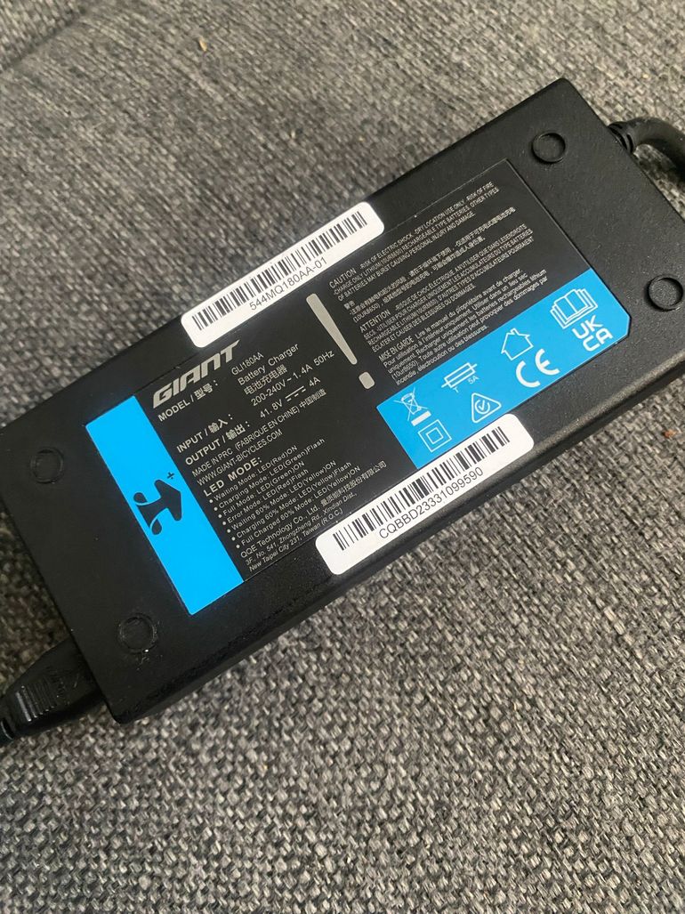Used Giant Smart Charger Compact 4A bike — image 1 of 5