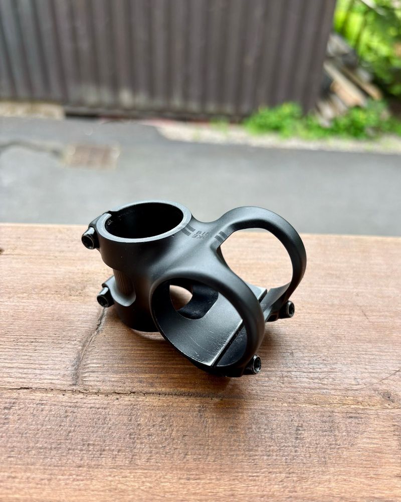 Used Bikeyoke Barkeeper Stem bike — image 1 of 2