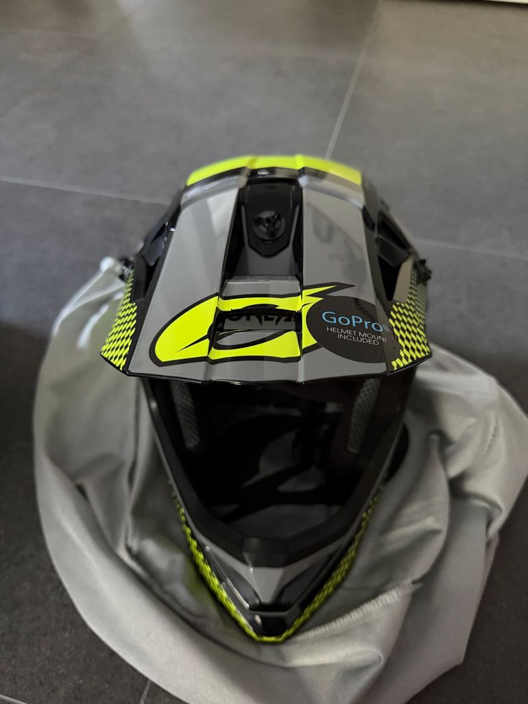 Used O‘neal Fullface Helm Downhill XL 2024 bike — image 1 of 5