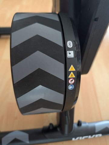 Gebrauchtes Wahoo KICKR CORE 2024 bike — Bild 4 von 7