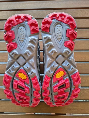 Used Hoka Mafate Three2 2026 bike — image 2 of 5