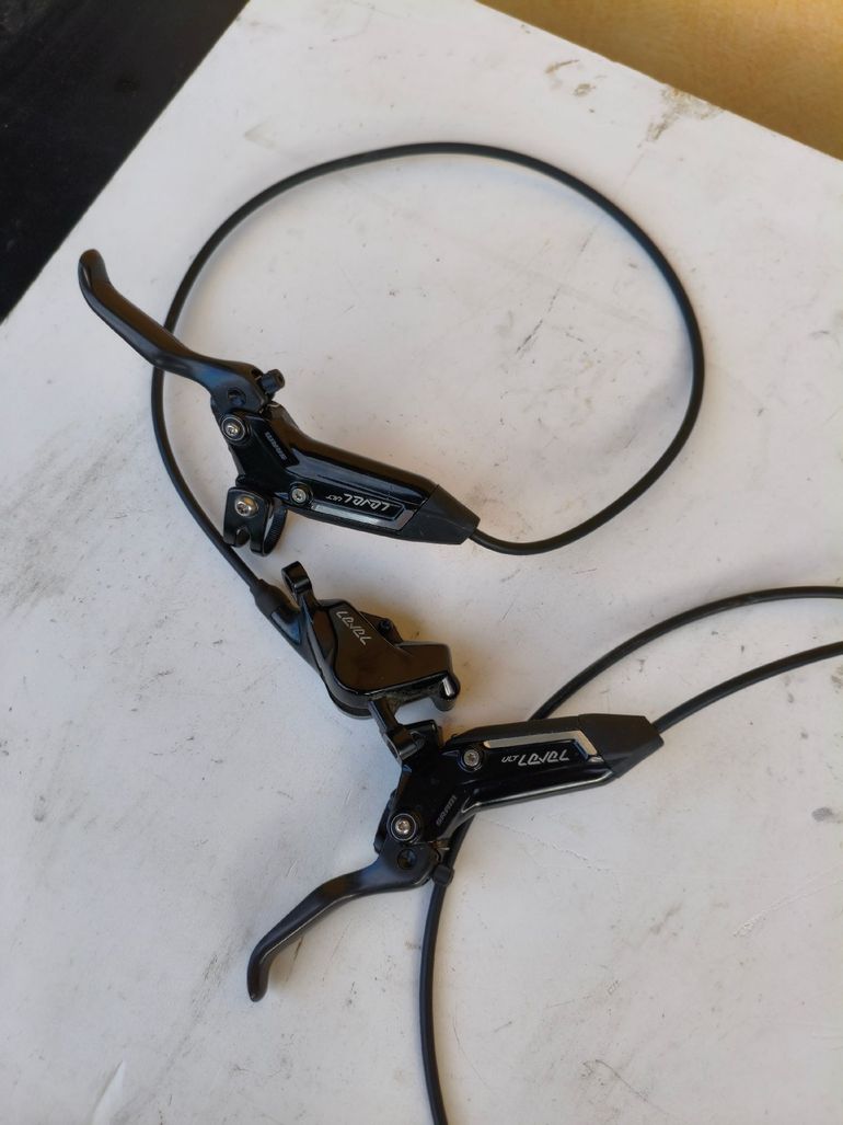 Używany Sram Level Disc Brake 2024 bike — zdjęcie 2 z 4