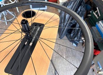 Used Roval Alpinist CL1 Wheelset 2021 bike — image 10 of 19