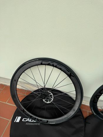 Used Cadex 42 mm tubeless 2023 bike — image 7 of 7