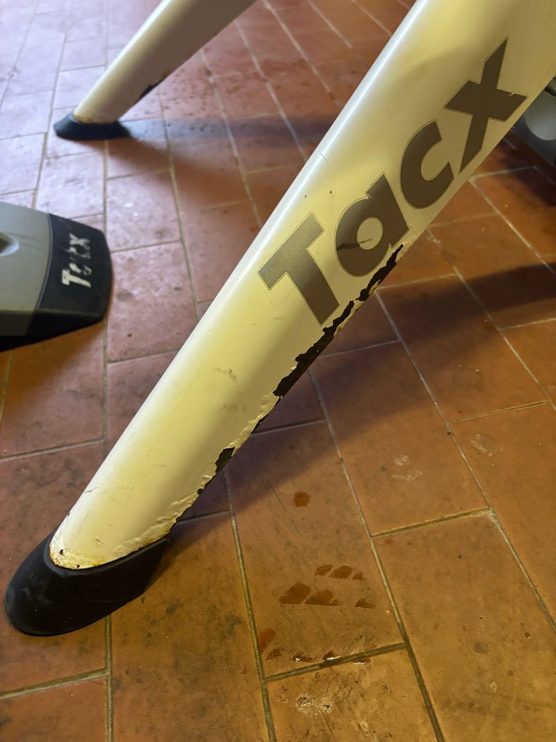 Tacx Flow Smart Trainer bike usato — immagine 5 di 5