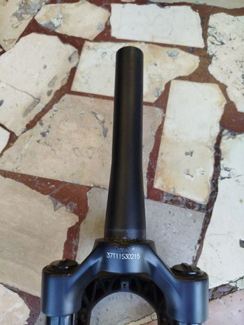 Used RockShox Rudy Ultimate Race Day 28" 30mm Kwiqsand 2025 bike — image 6 of 6