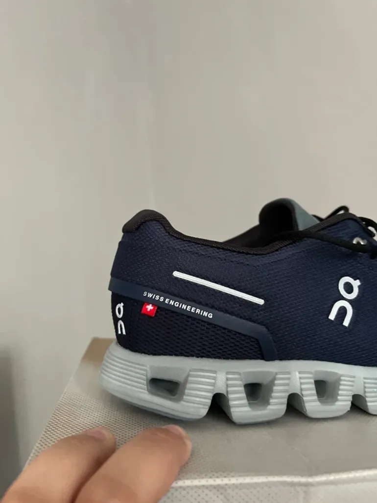 Używany On Running Cloud 5 bike — zdjęcie 2 z 7