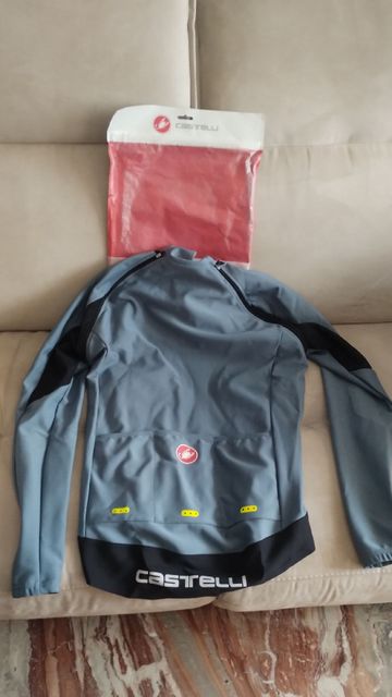 Castelli Perfetto Convertible size M bike usato — immagine 2 di 3