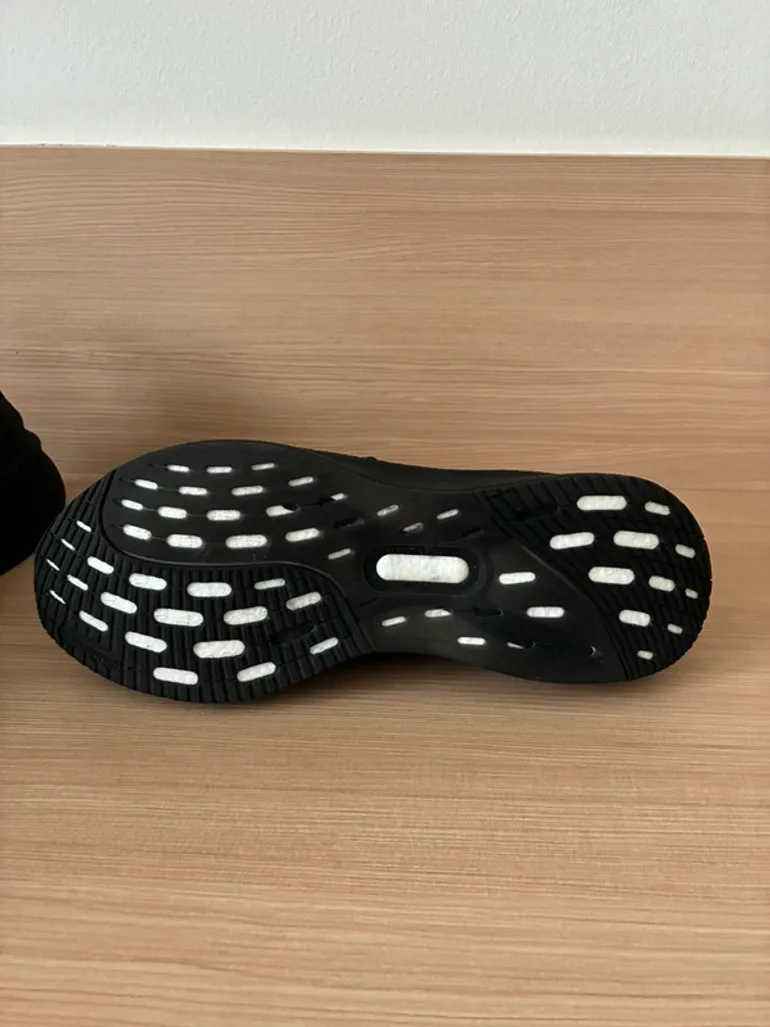 Used Adidas Ultraboost 5 bike — image 4 of 8