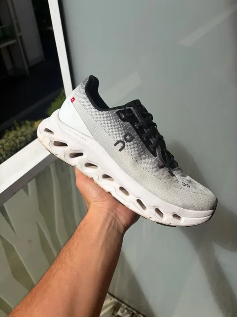 Używany On Running On Shoes bike — zdjęcie 1 z 15