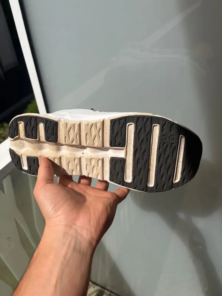Używany On Running On Shoes bike — zdjęcie 2 z 15