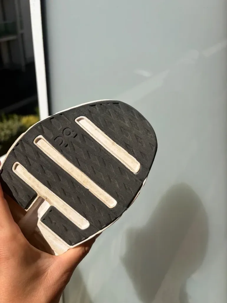 Używany On Running On Shoes bike — zdjęcie 15 z 15