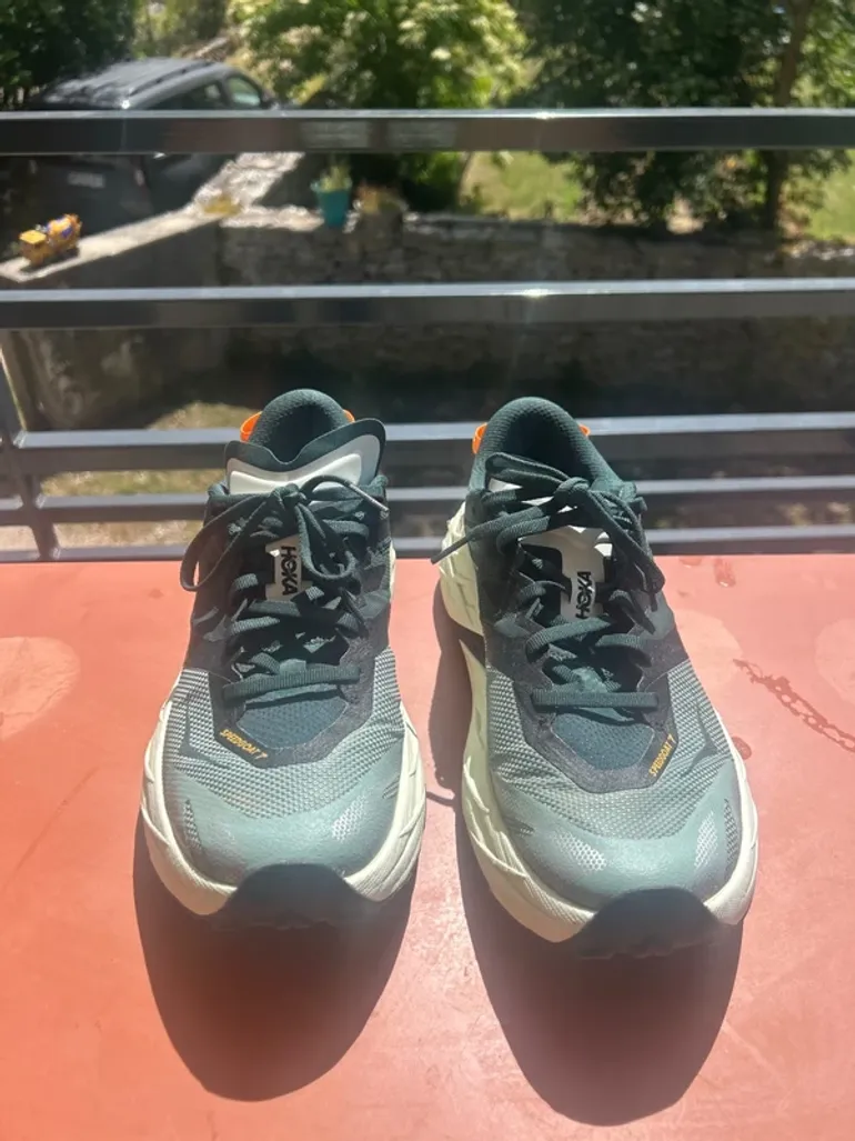 Used Hoka Speedgoat 7 bike — image 1 of 7