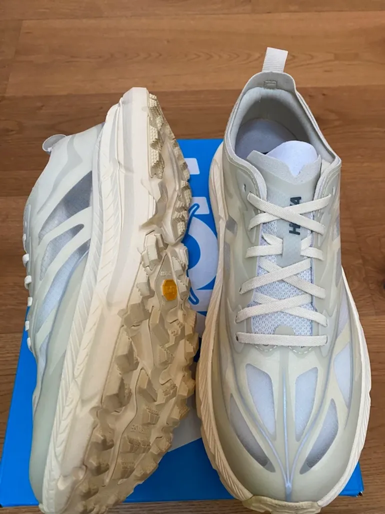 Used Hoka Mafate Speed 4 bike — image 3 of 6