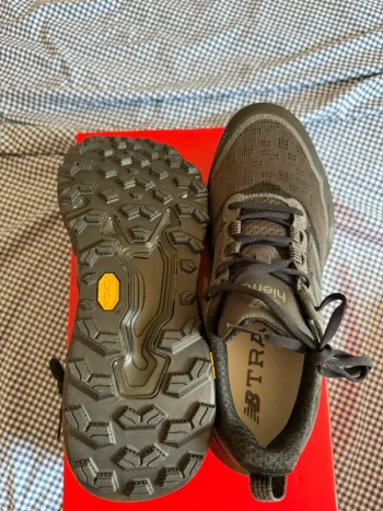 Used New Balance Hierro bike — image 2 of 4