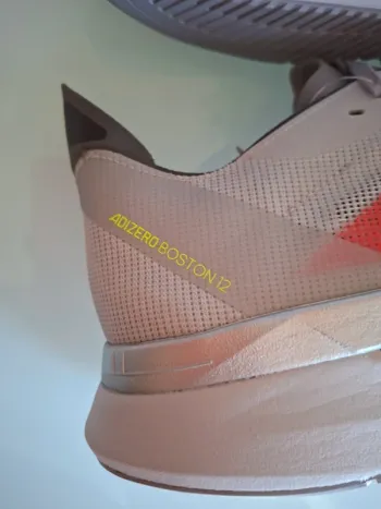 Used Adidas adizero Boston 12 bike — image 4 of 10