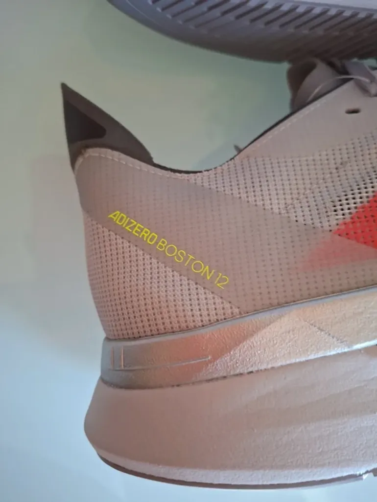 Used Adidas adizero Boston 12 bike — image 4 of 10