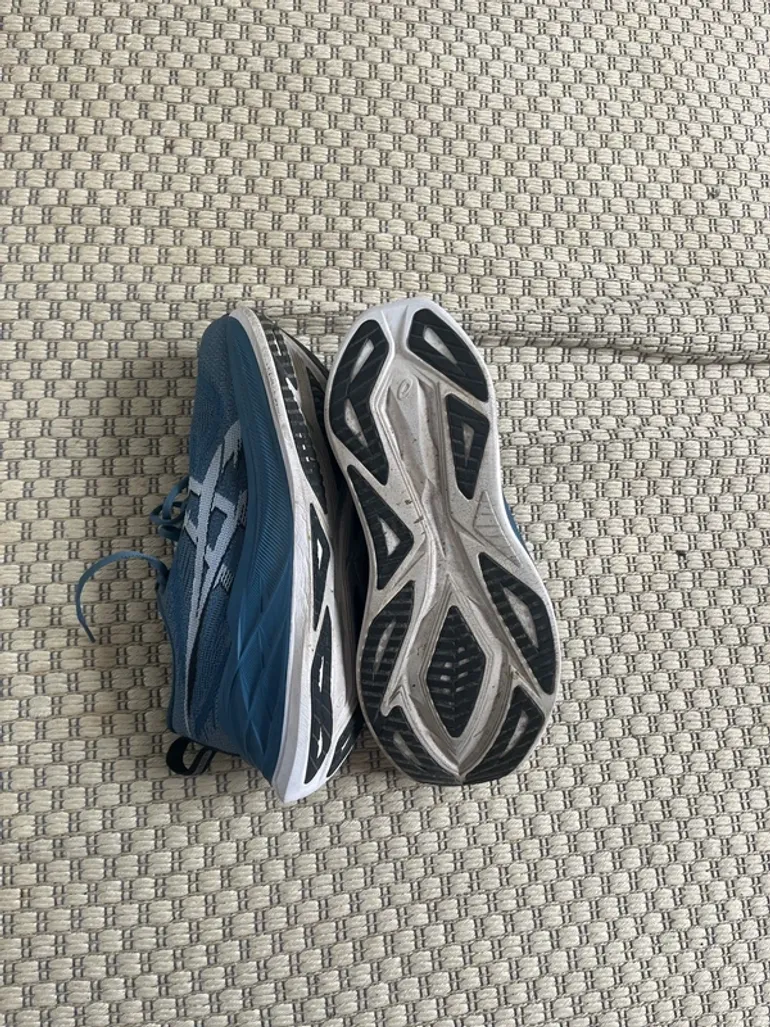 Used Asics Superblast 2 bike — image 4 of 4