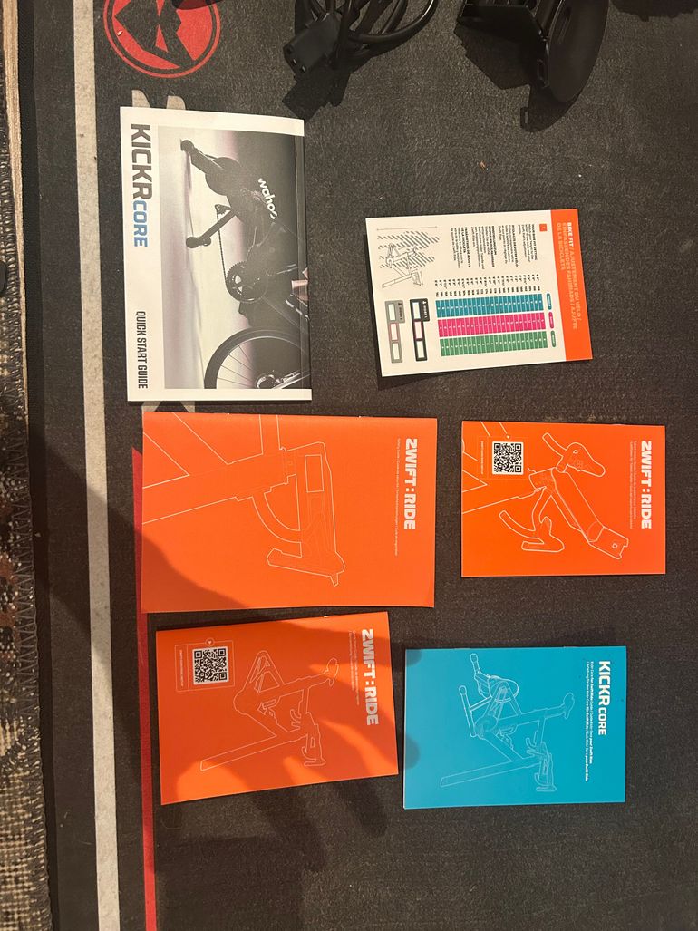 Wahoo KICKR CORE with Zwift Ride frame 2025 bike d'occasion — image 4 sur 4