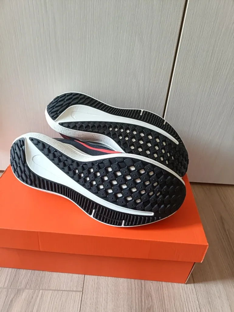 Used Nike Air Winflo 10 bike — image 8 of 10