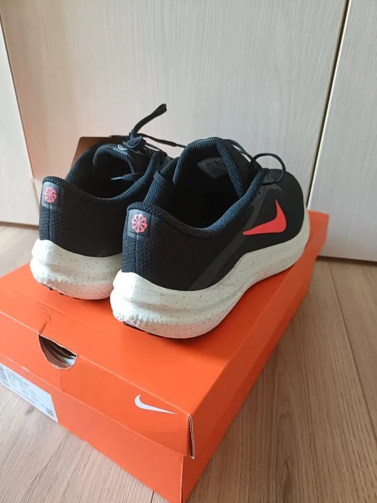 Used Nike Air Winflo 10 bike — image 5 of 10