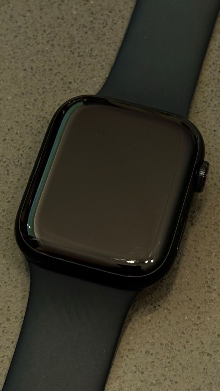 Used apple Watch Series 8 45mm GPS + Cellular bike — image 2 of 9