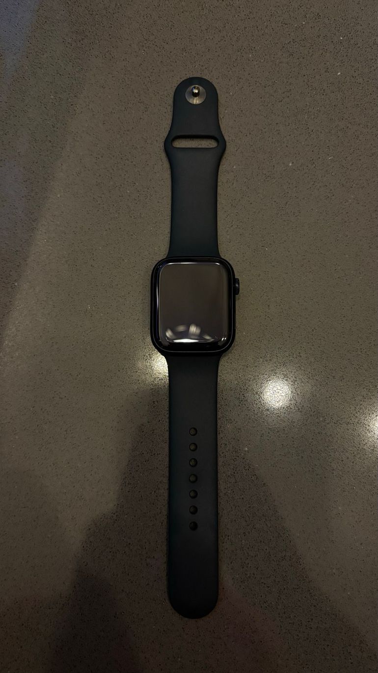 Used apple Watch Series 8 45mm GPS + Cellular bike — image 1 of 9