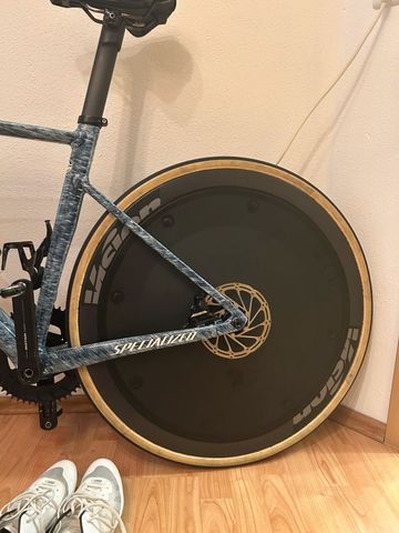 Used Vision Metron SL55 bike — image 1 of 2